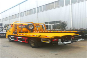 兖州附近拖车救援搭电